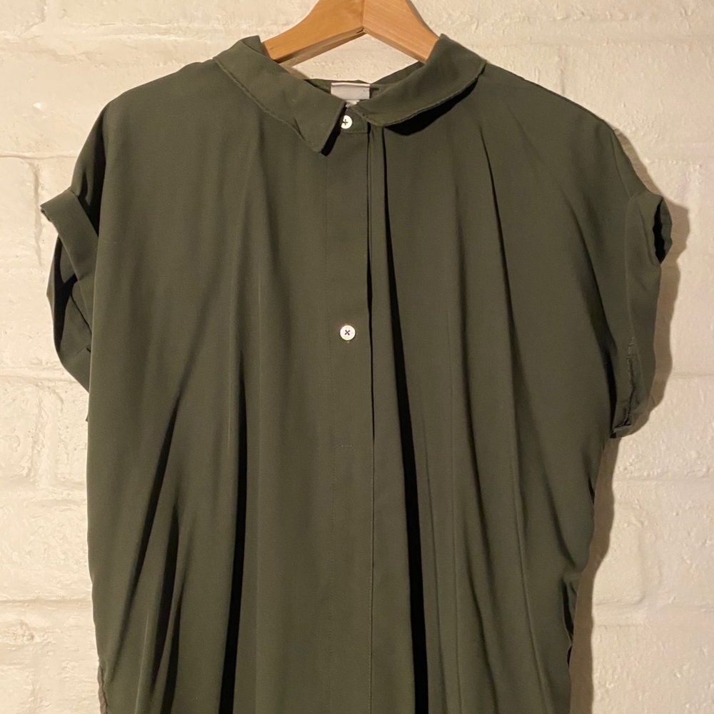 Green collared top